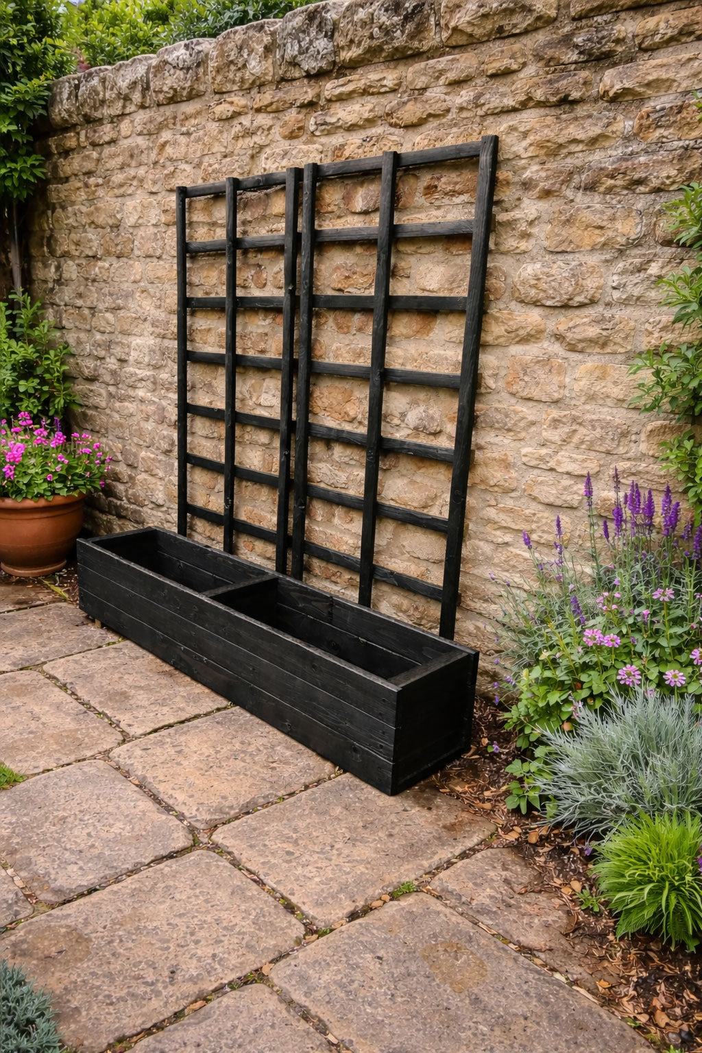 Wooden Planter with Trellis for Gardens & Patios - Choose of 2 Colours