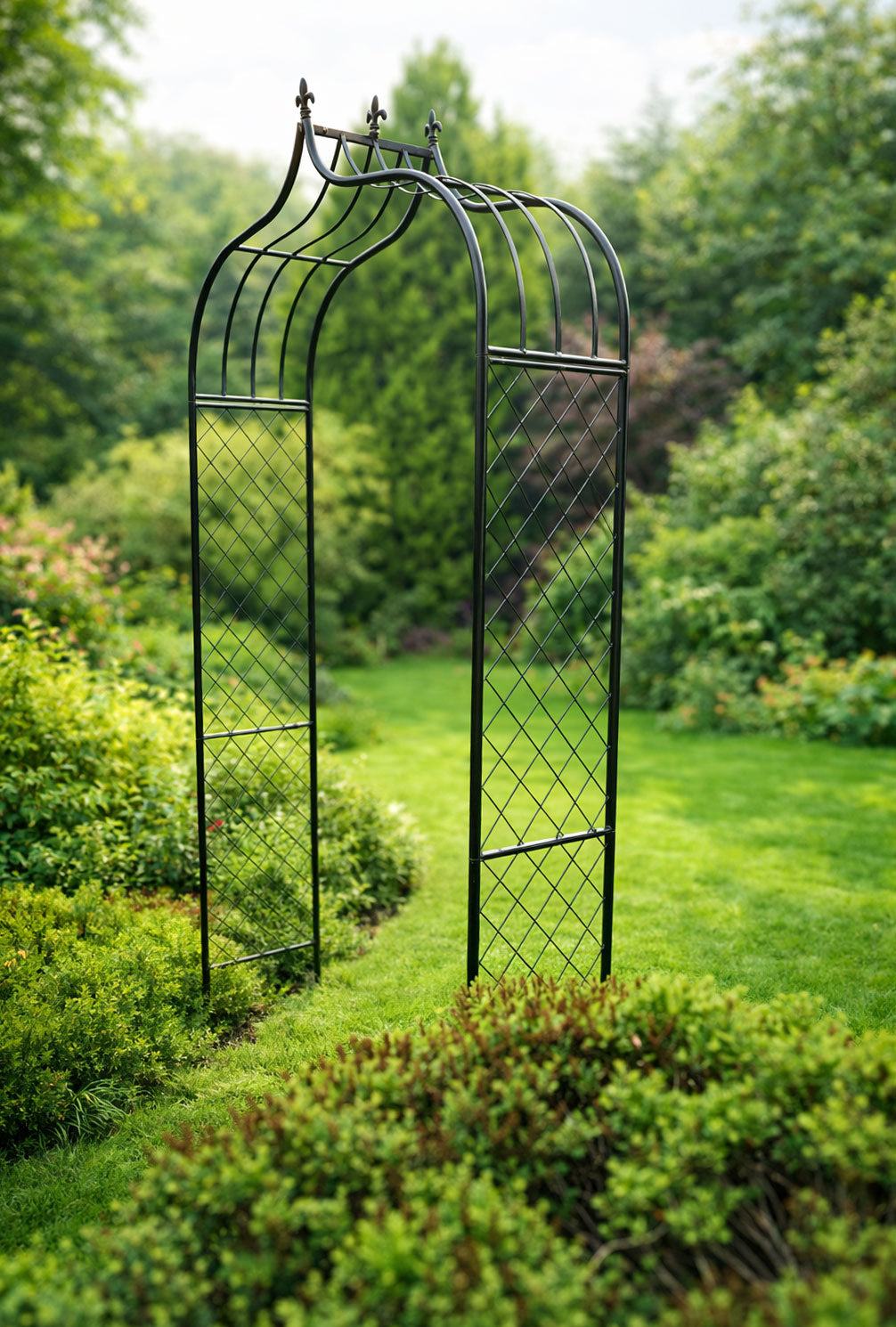 Decorative Garden Arch Trellis Frame - Black Outdoor Garden Archway for Clematis &amp; Climbing Rose Plants