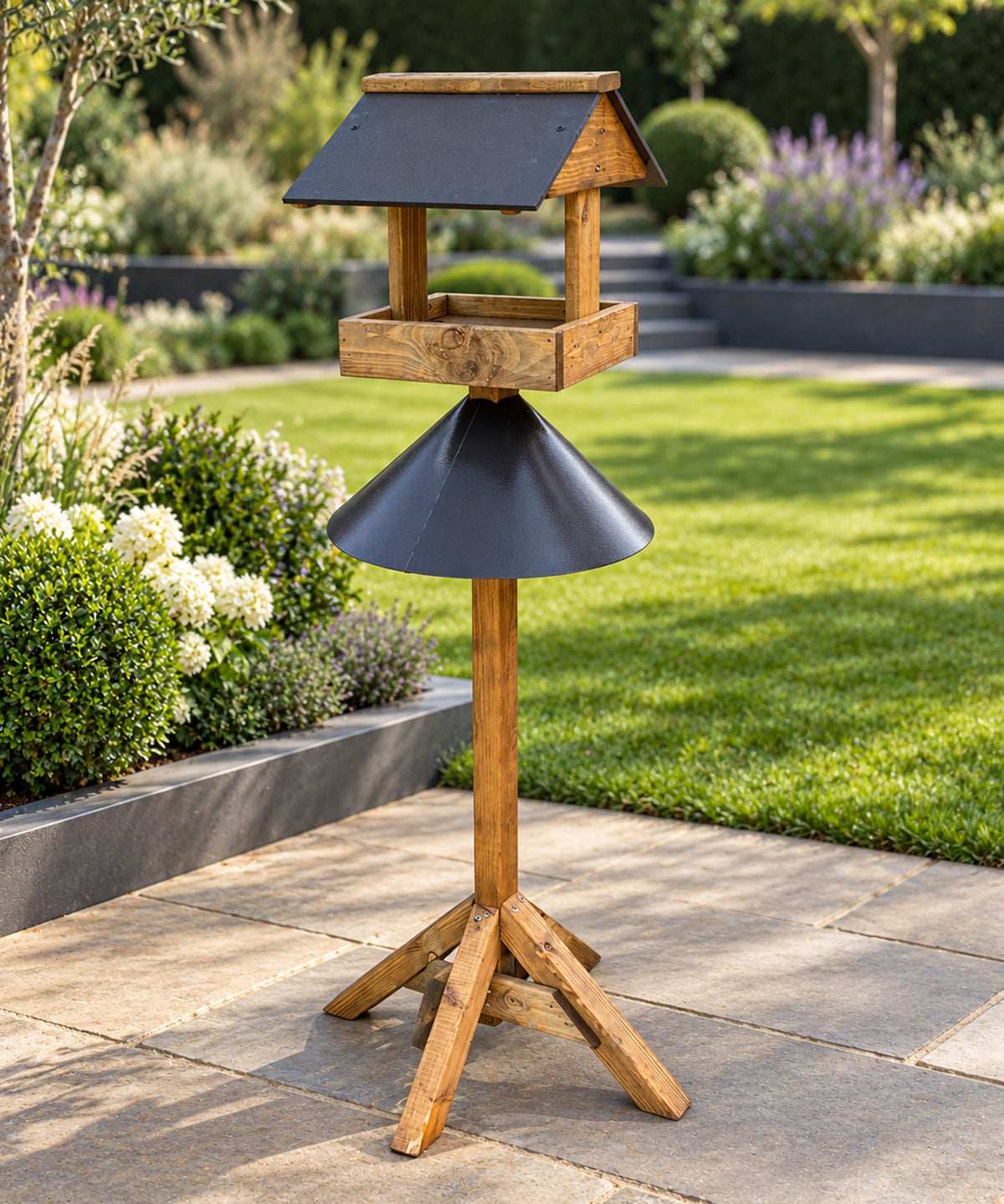 Freestanding Wild Bird Table with Anti-Squirrel Protector Guard Shield - Coverham