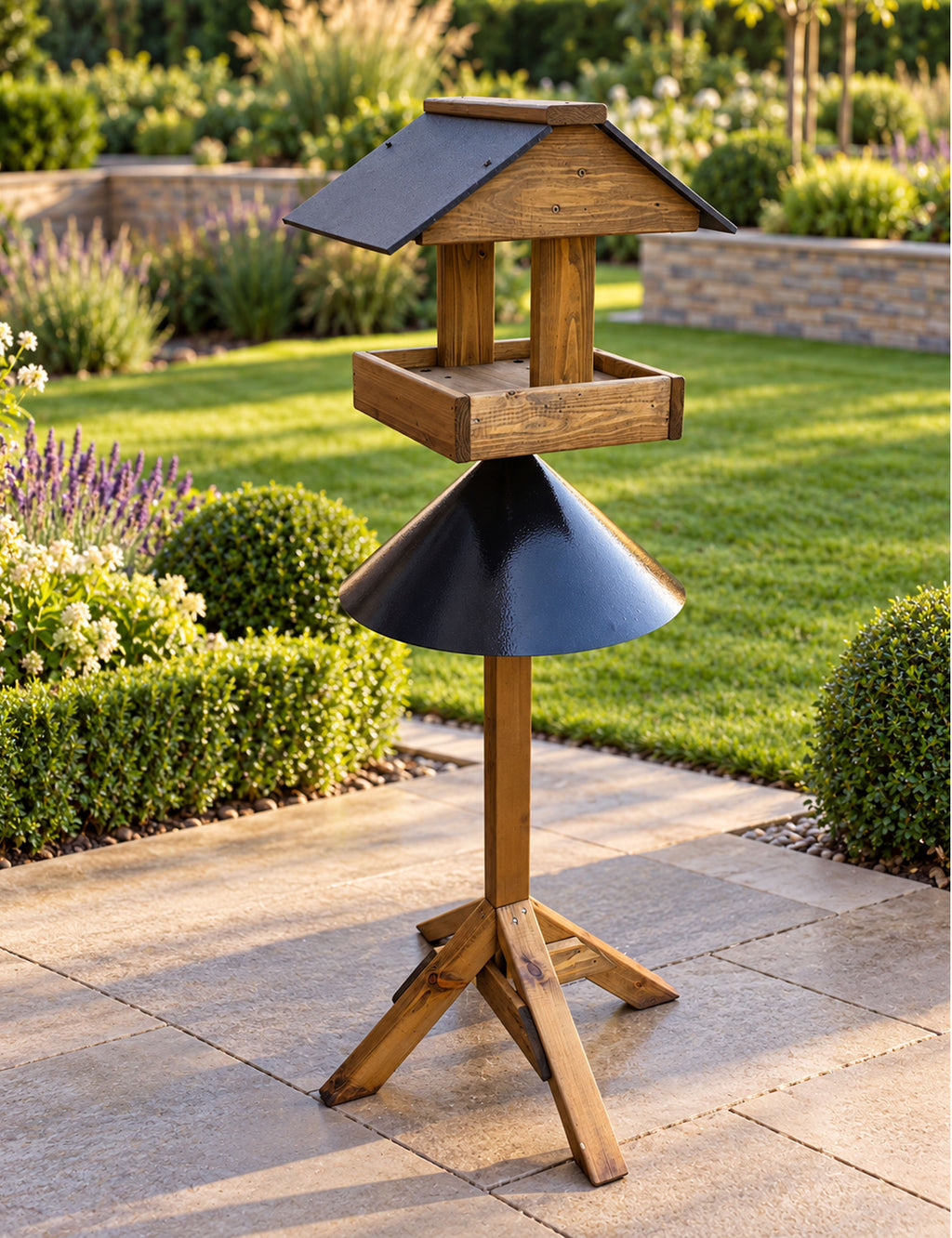 Freestanding Wild Bird Table with Anti-Squirrel Protector Guard Shield - Coverham
