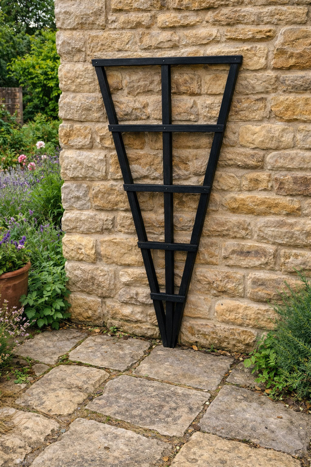 Outdoor Wooden Fan Trellises Climbing Garden Plant Frame Black 2 Sizes