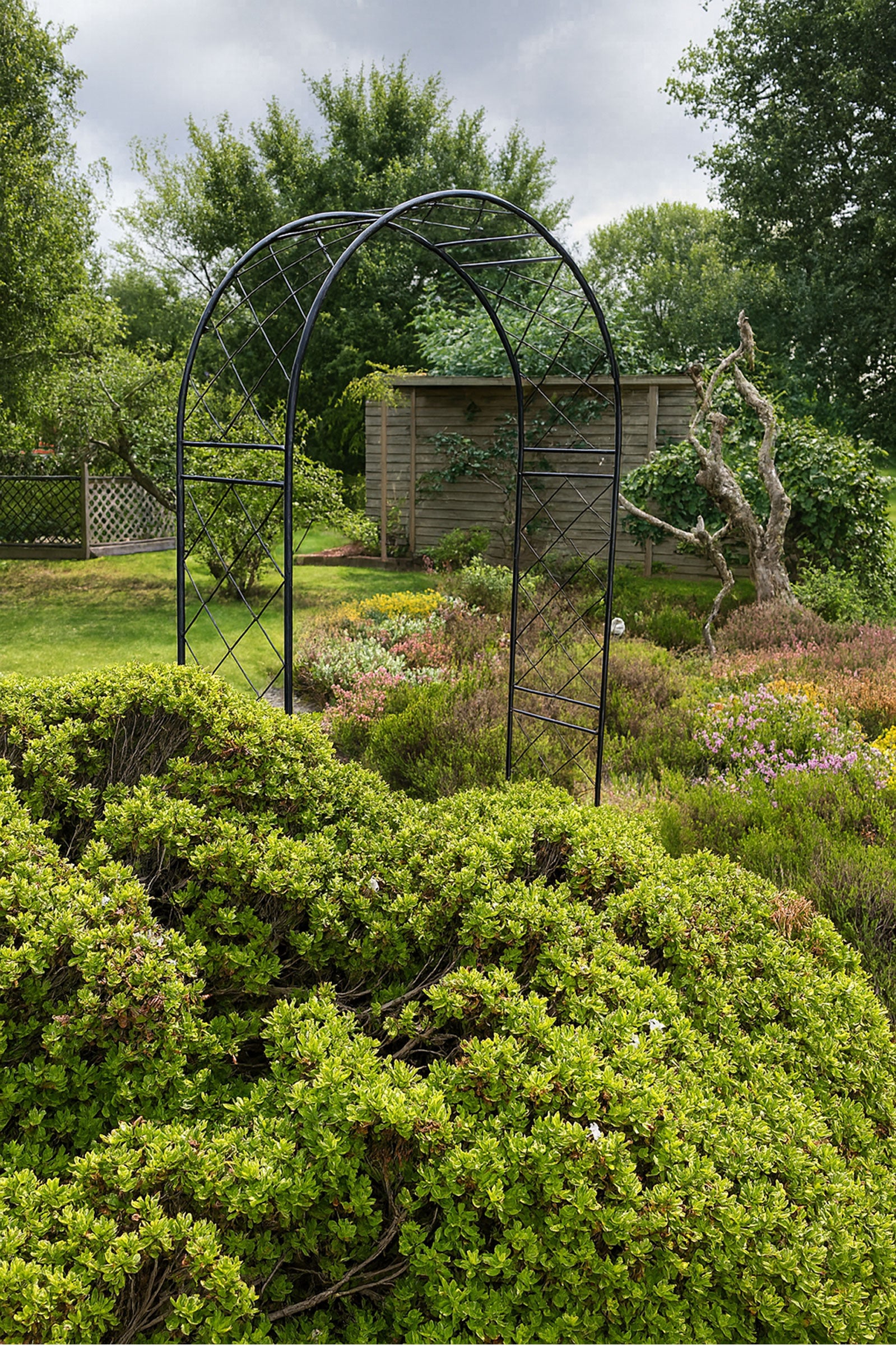 Sturdy Outdoor Garden Arch - Lattice Steel Trellis for Vertical Growing