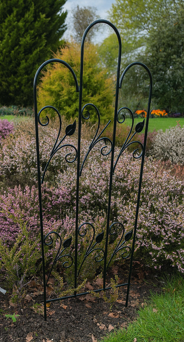 Decorative Black Metal Garden Trellis Scrolled Leaf Design for Climbing Plants