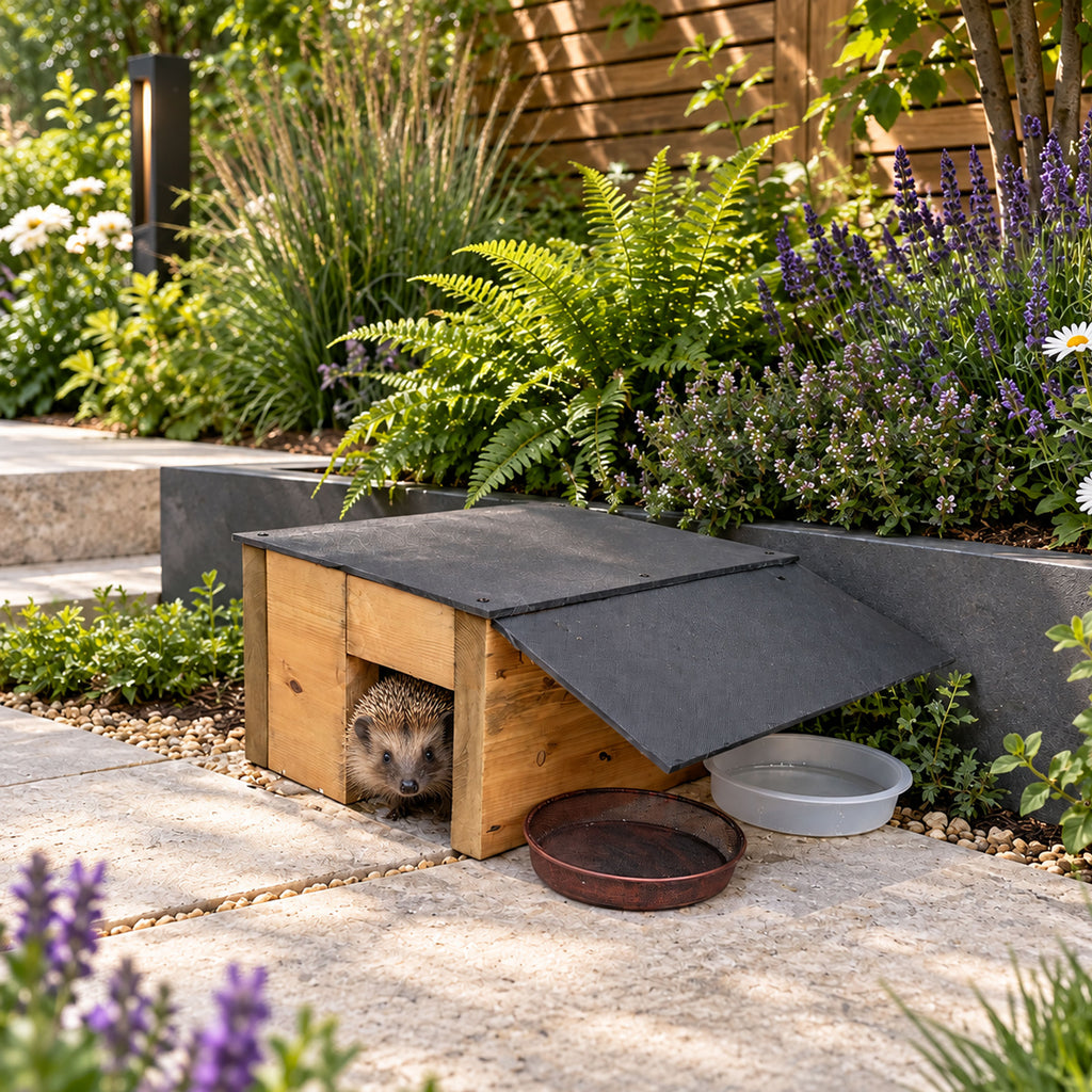 Heavy-Duty Wooden Hedgehog Feeding Station & Shelter with Food and Water Dishes - 35mm Timber Walls