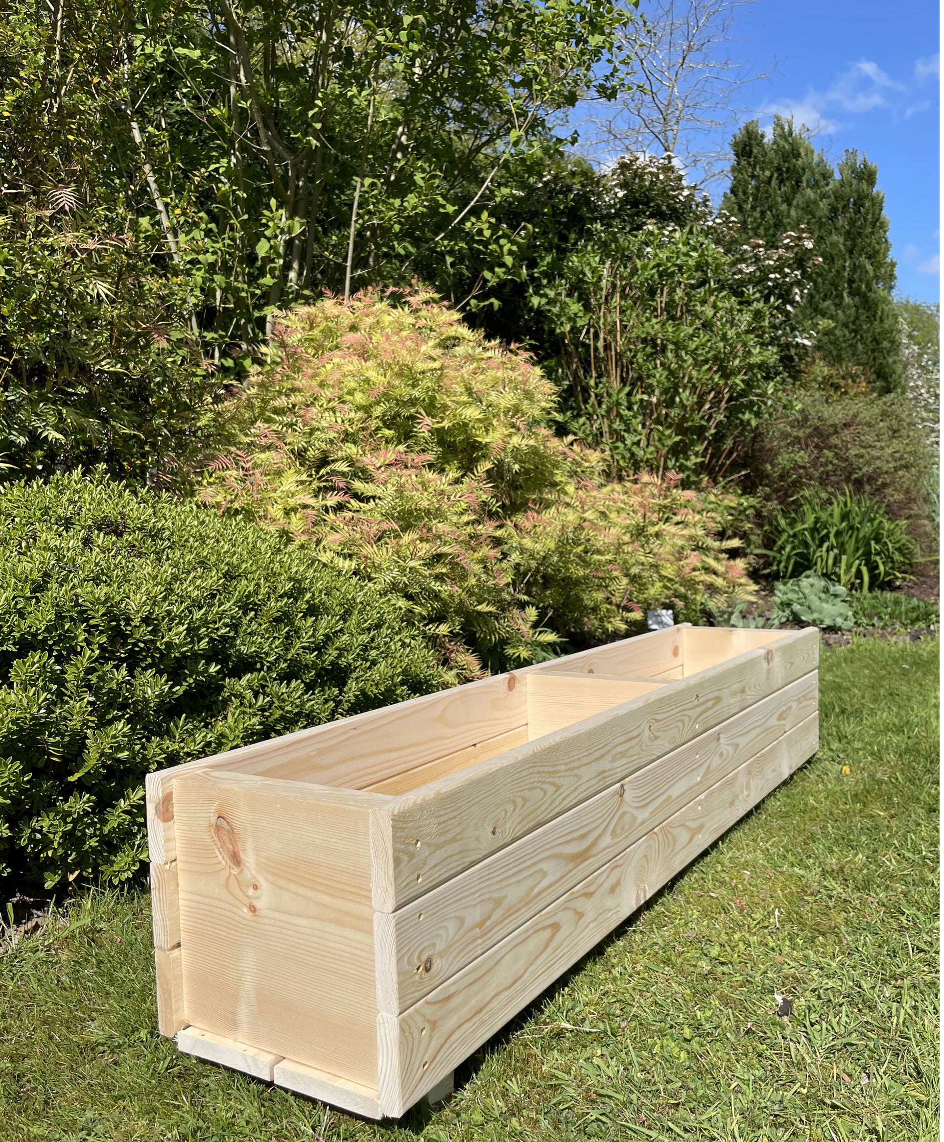 Premium Wooden Planter – Heavy-Duty Untreated Timber