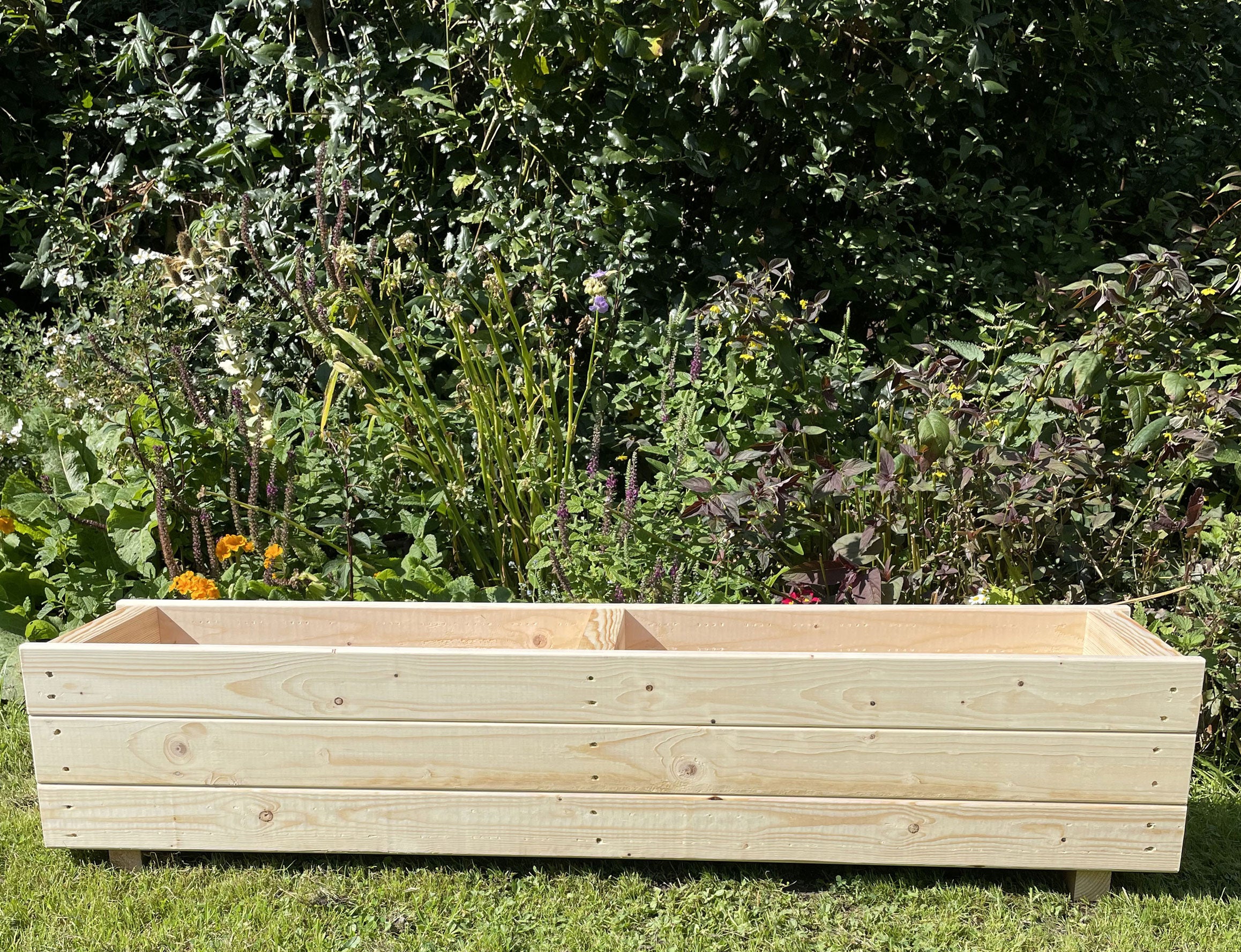 Premium Wooden Planter – Heavy-Duty Untreated Timber