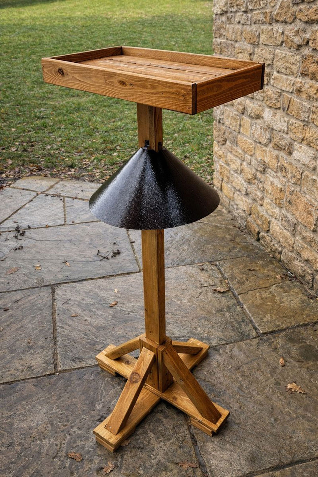 Wooden Bird Large Feeding Table with Metal Squirrel Proof Baffle