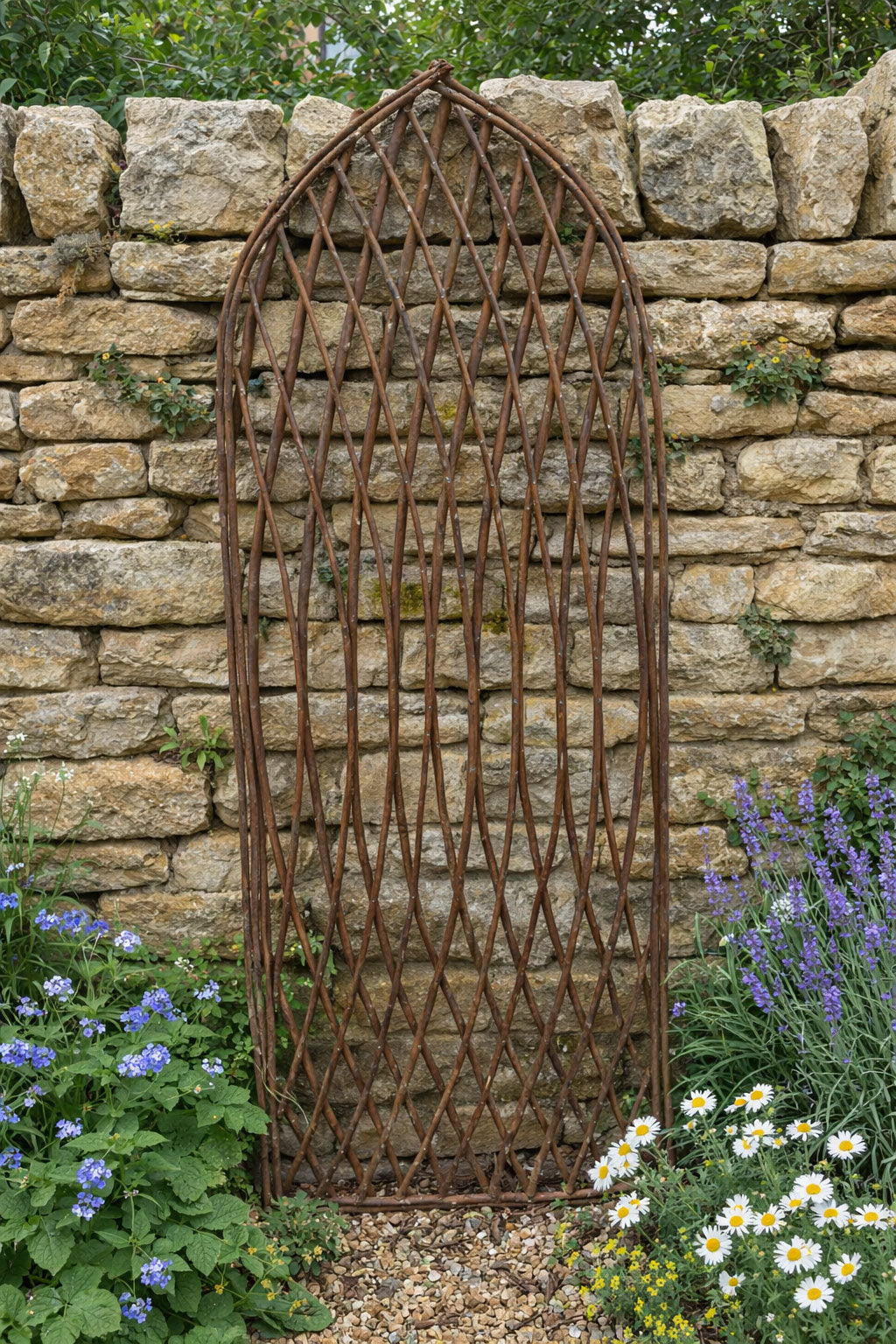 Natural Willow Garden Trellis with Arched Design and Diamond Lattice - Wooden Climbing Plant Support for Walls and Fences