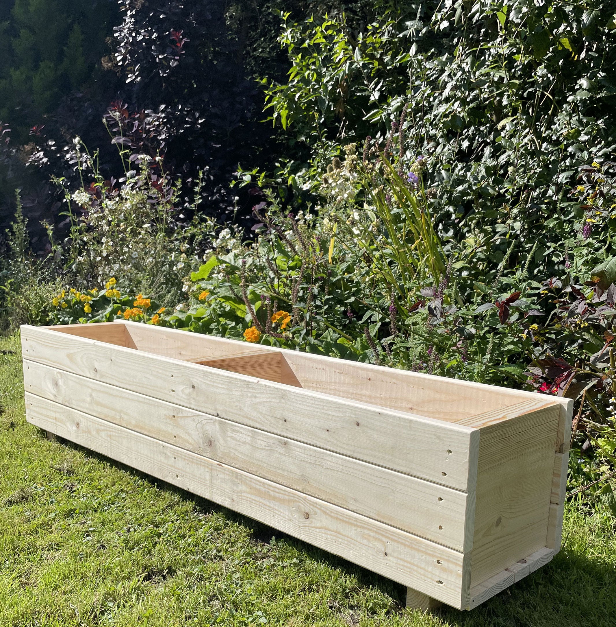 Premium Wooden Planter – Heavy-Duty Untreated Timber
