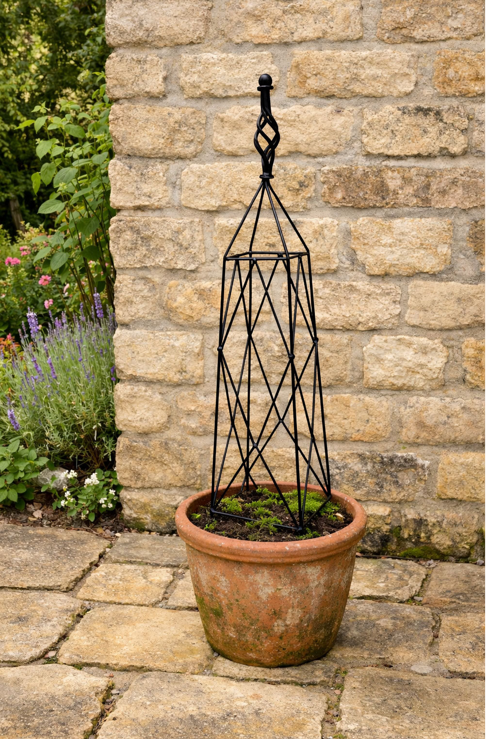 Small Black Metal Plant Pot Obelisk Climbing - 90cm Climbing Plant Support for Pots & Containers