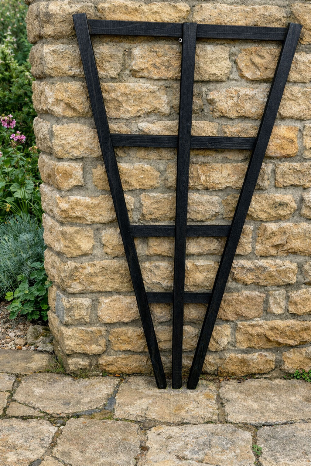 Outdoor Wooden Fan Trellises Climbing Garden Plant Frame Black 2 Sizes