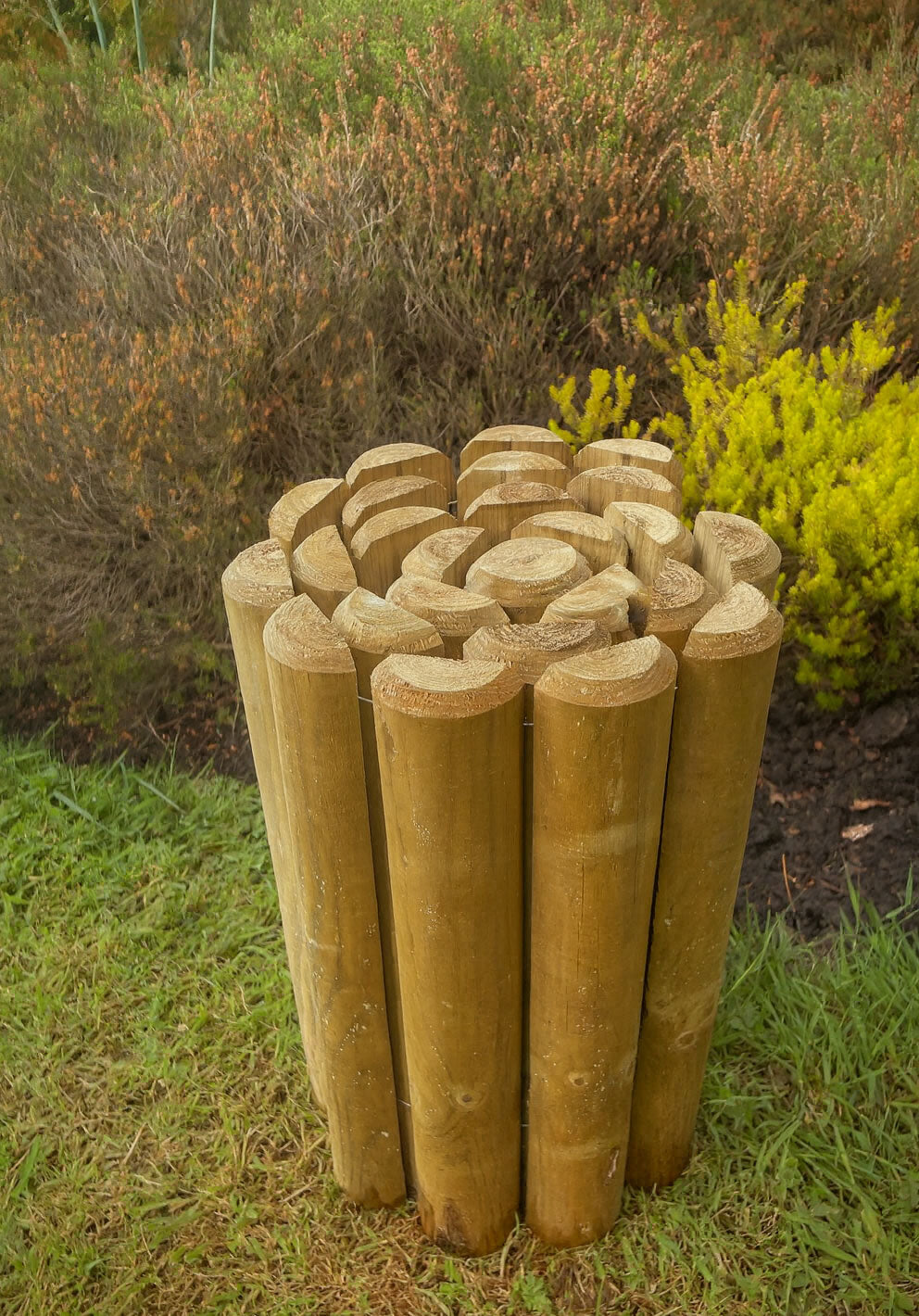 Heavy-Duty 70mm Half-Round Timber Log Roll – Flexible Garden Border & Lawn Edging