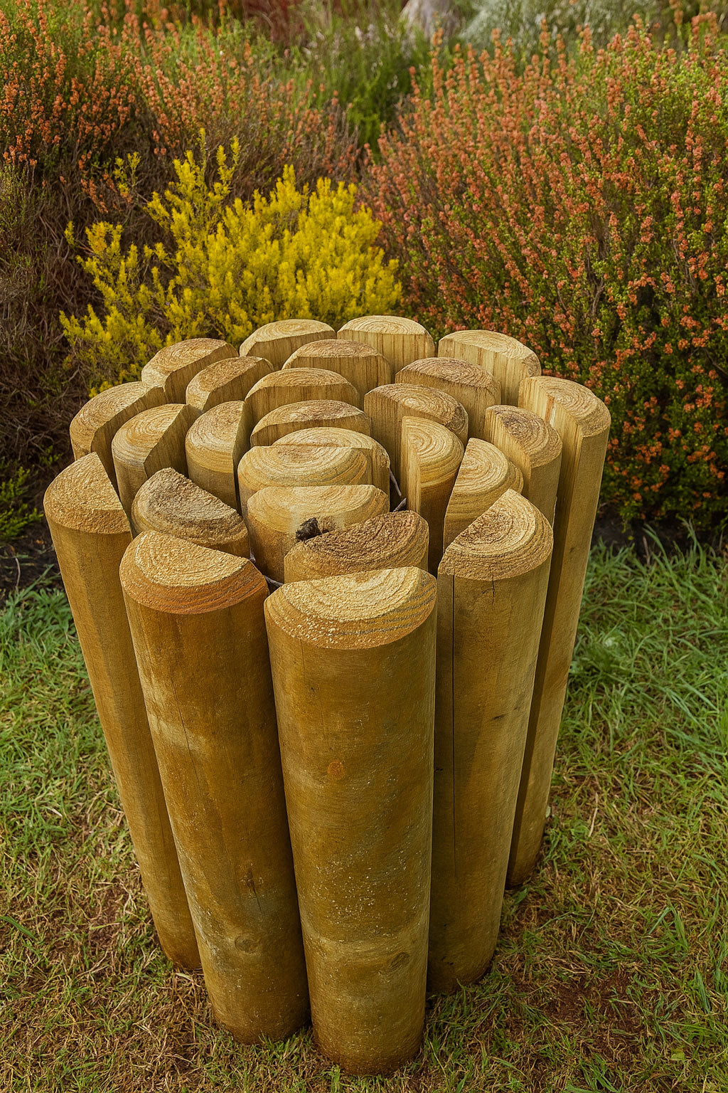 Landscape Timber Edging Rounded Heavy-Duty 70mm Half-Round Timber Log Roll – Flexible Garden Border ...