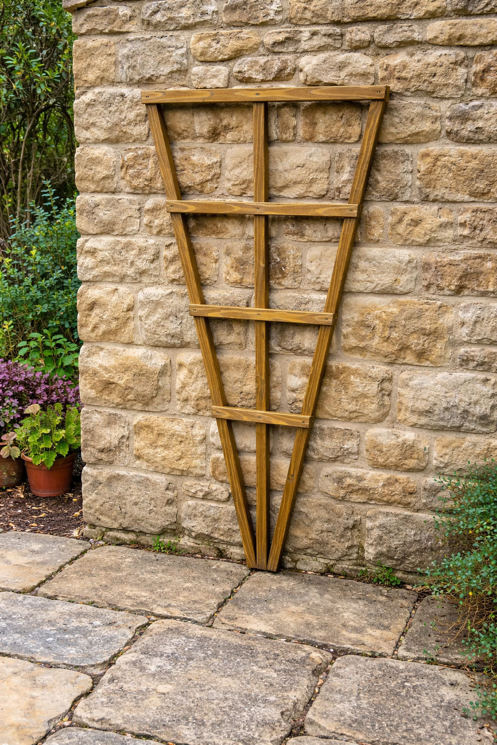 Outdoor Wooden Fan Trellis Garden Climbing Plants Frame Brown 2 Sizes